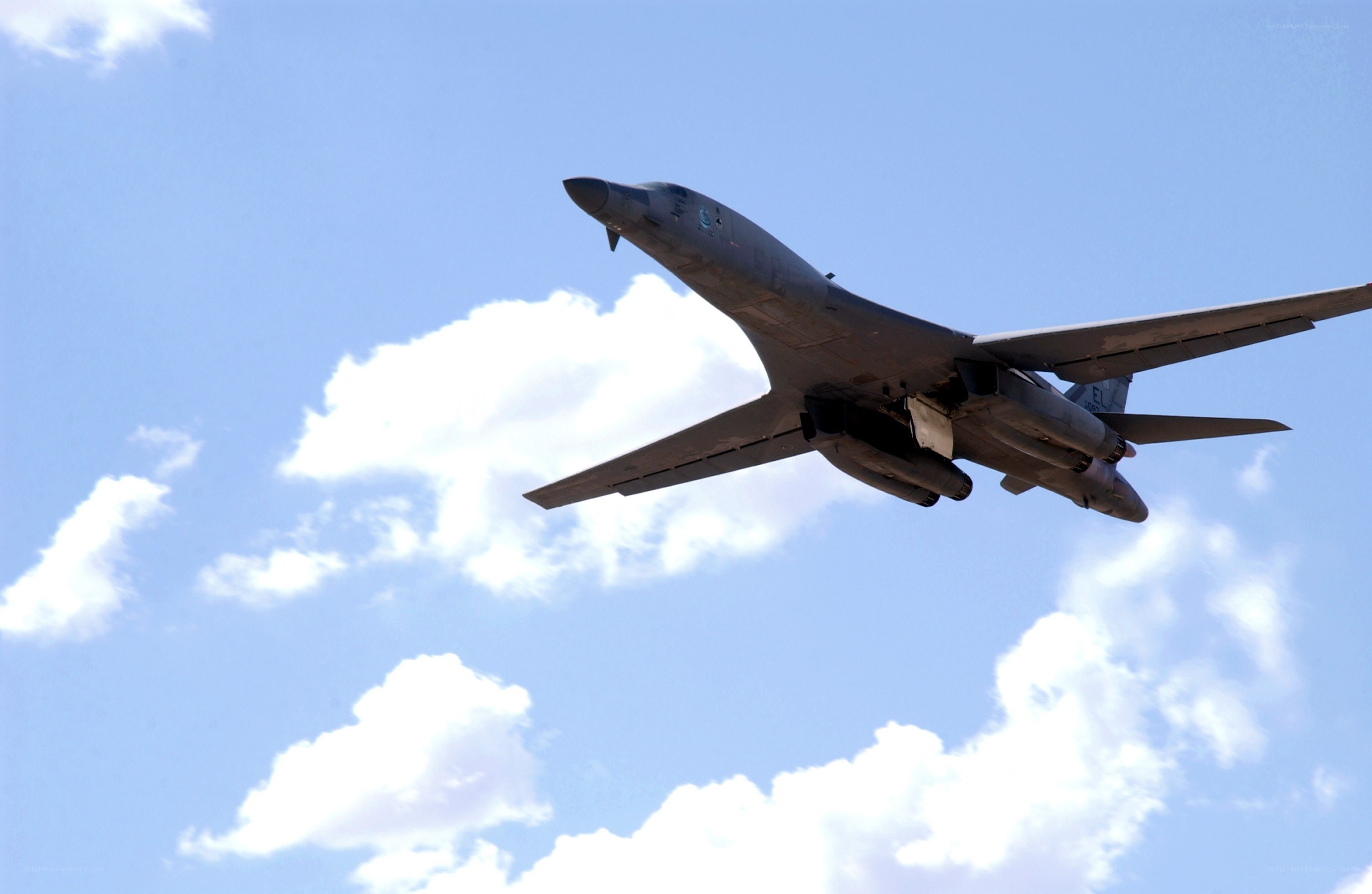 B-1 Lancer bomber in flight