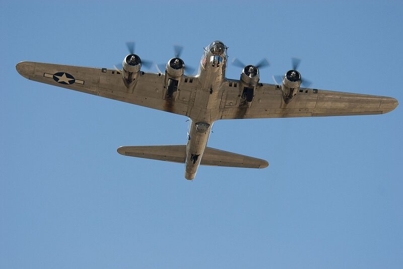B-17 Bomber Aircraft — Blue, Clear