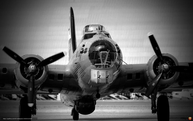 B-17 bomber aircraft