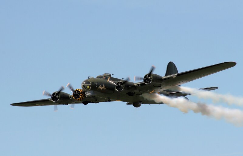 B-17 bomber in flight