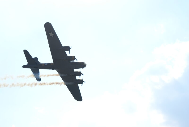 B-17 bomber in flight