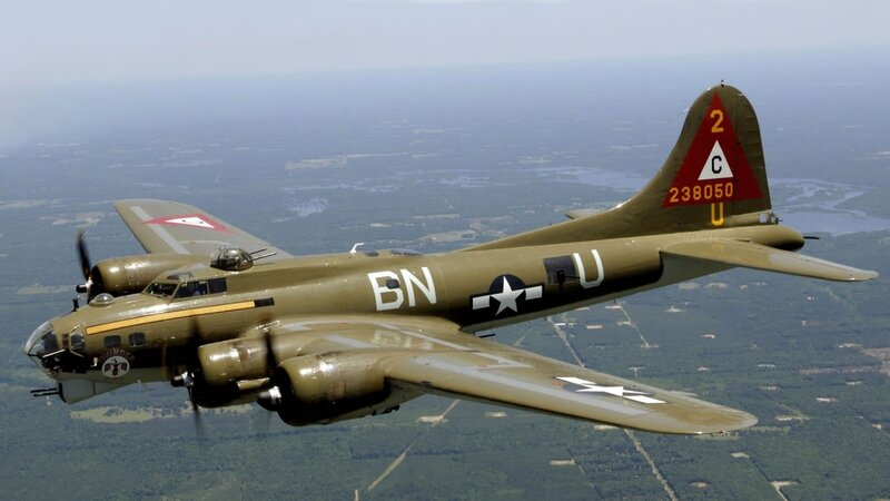 B-17 Bomber in Flight — Olive Drab, Calm
