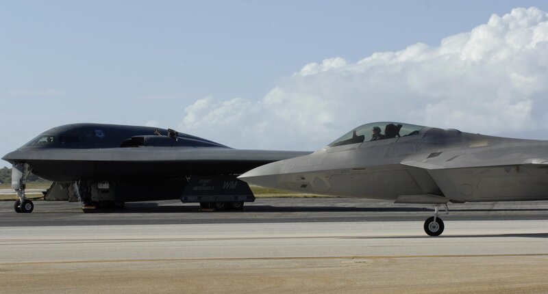 B-2 and F-22 on the tarmac