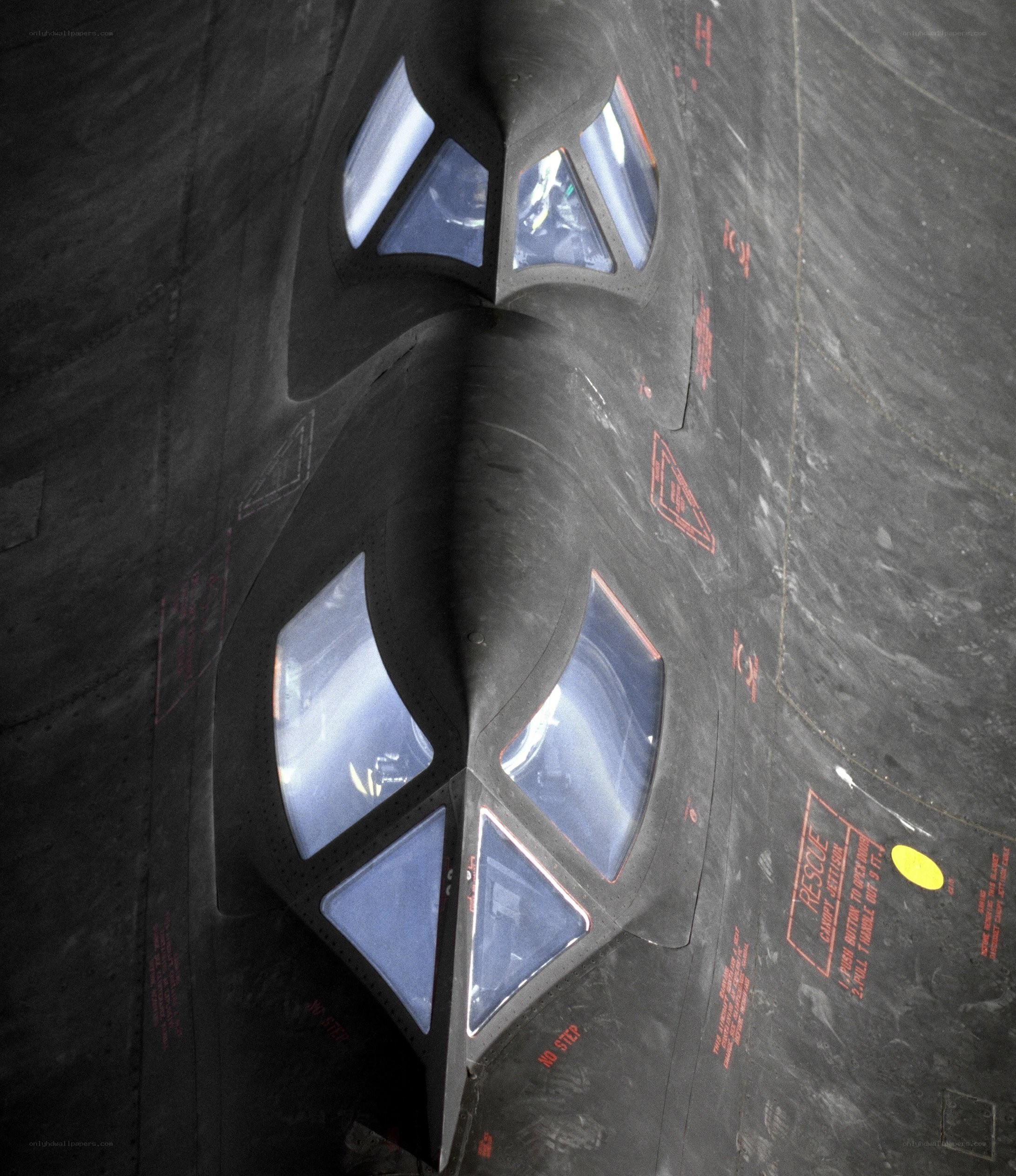 B-2 Spirit cockpit windows