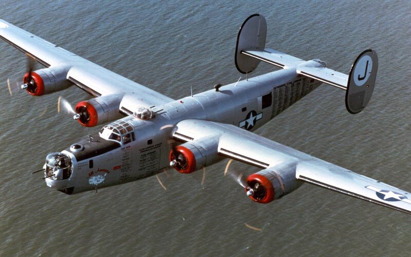 B-24 Liberator Bomber — Silver