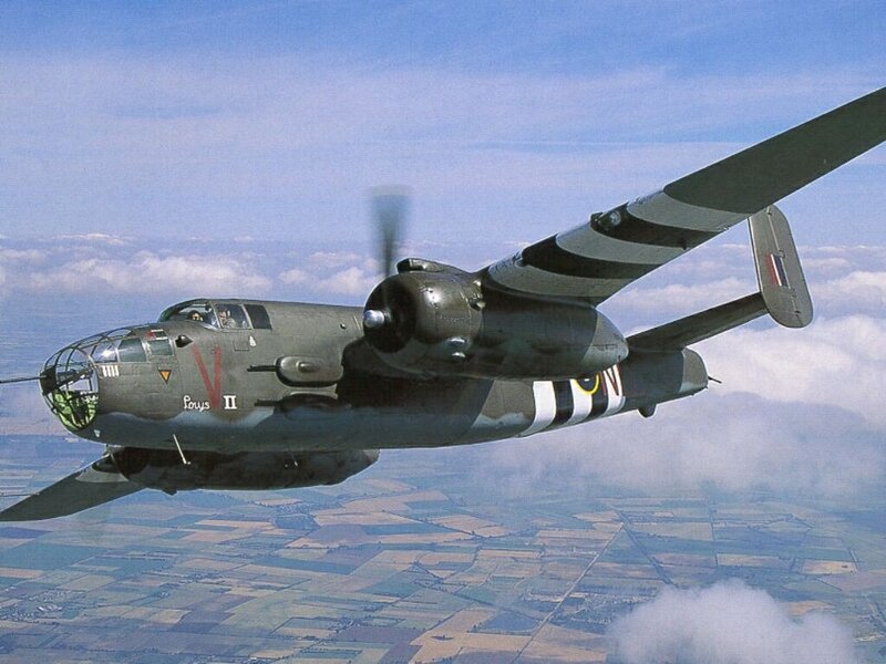 B-25 Bomber in Flight — Green, Calm