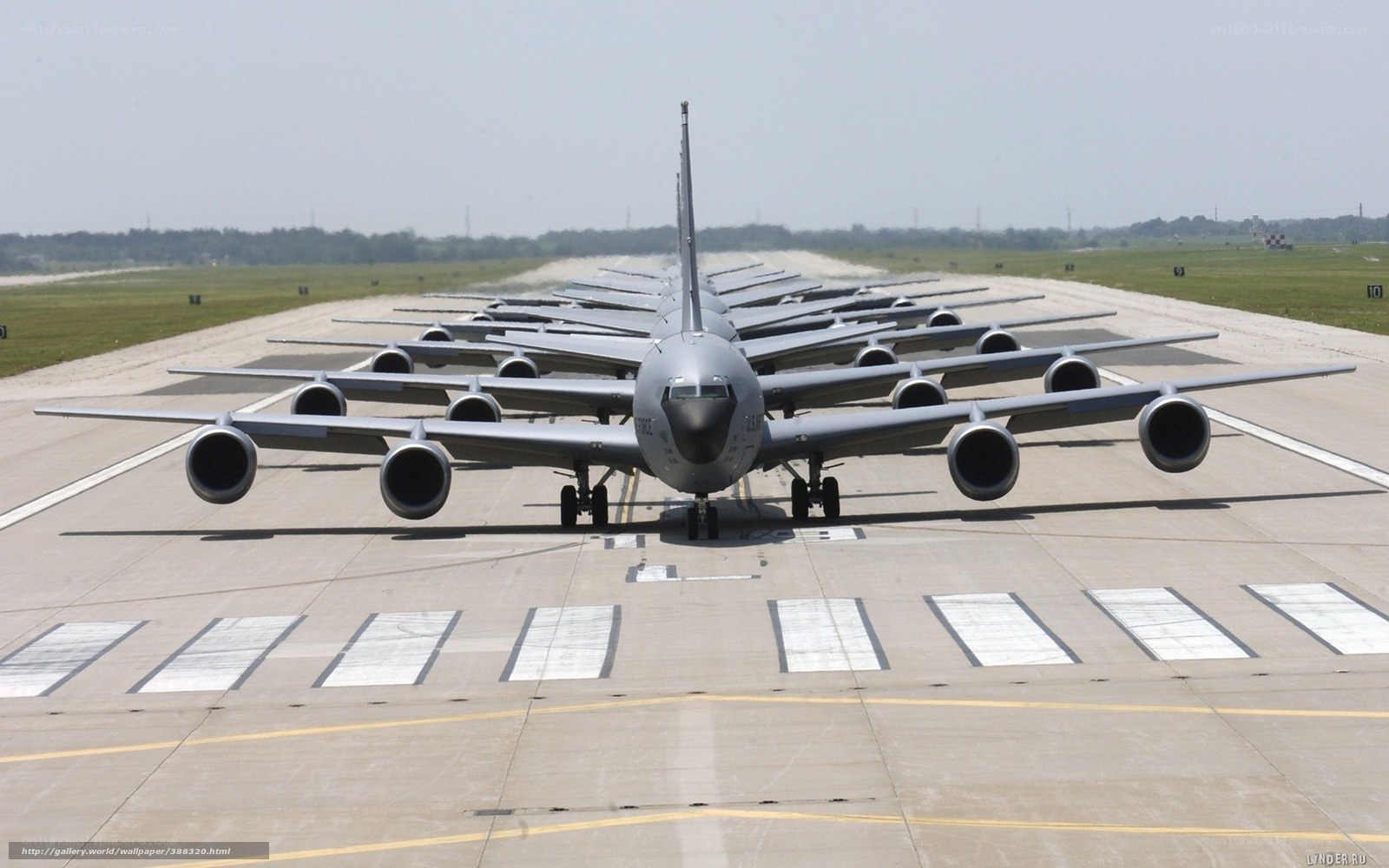 B-52 bombers on runway