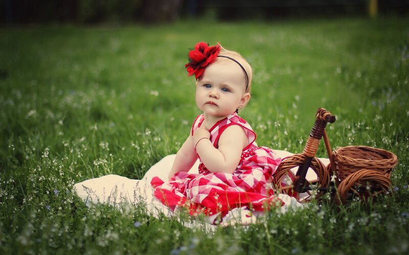 Baby Girl in Grass — Green
