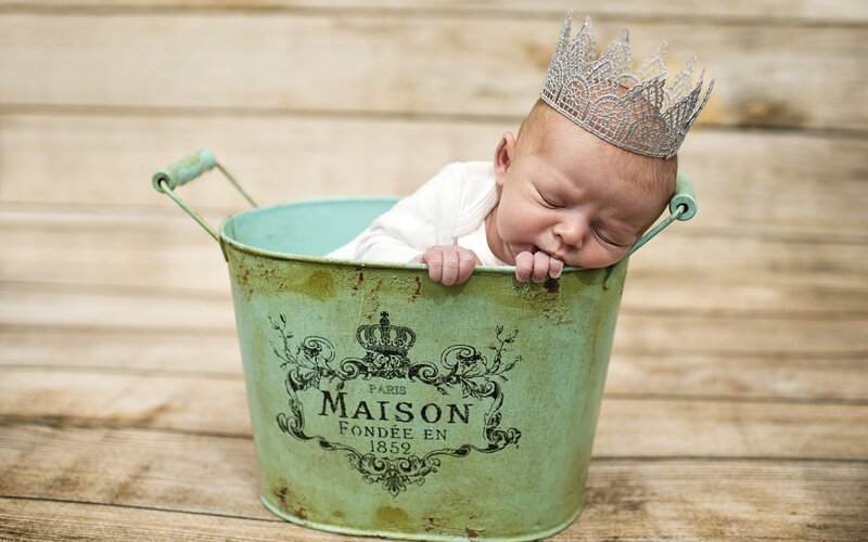 Baby in a Bucket — Green, Peaceful