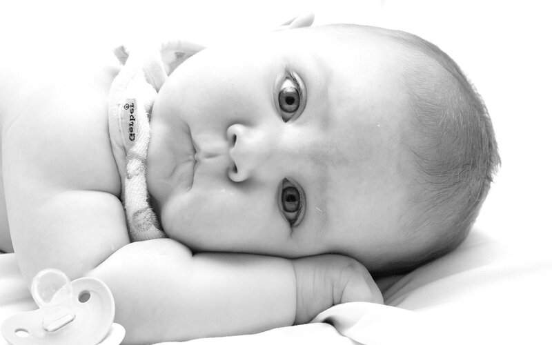 Baby Lying on Back — Black