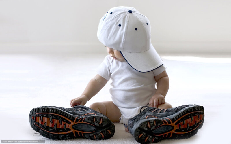 Baby Sitting on Floor — White, Calm