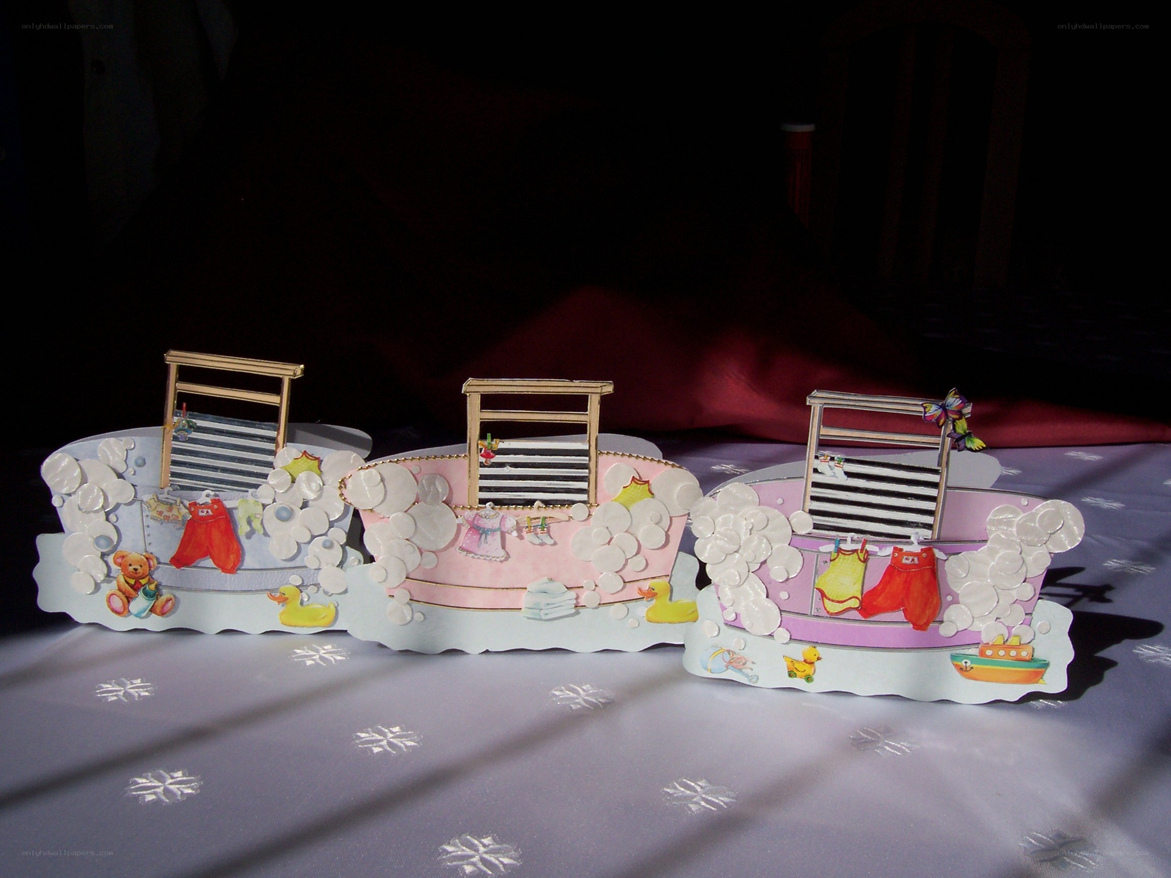 Baby-themed bath toys