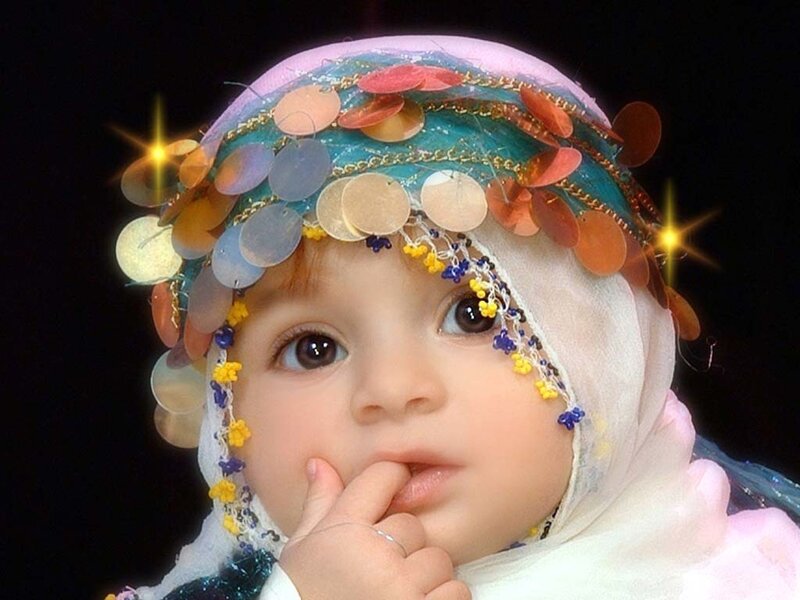 Baby Wearing Headpiece
