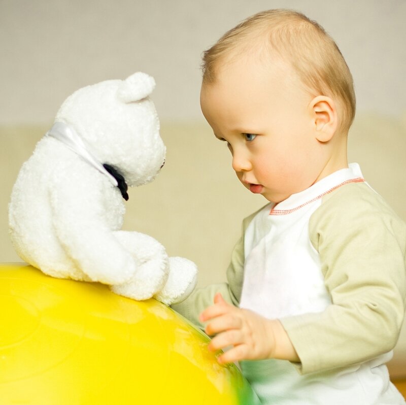 Baby with Teddy Bear — Yellow