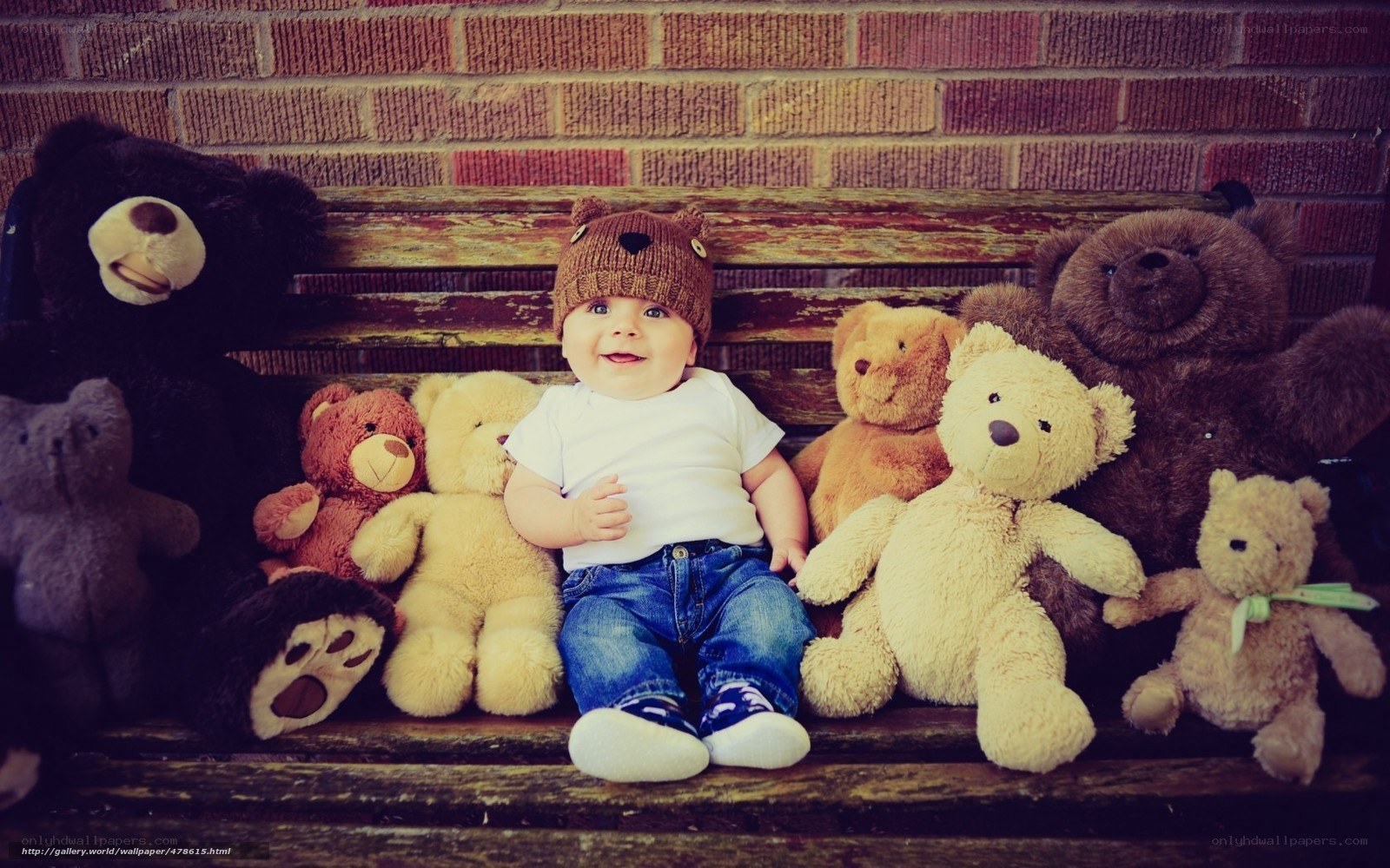 Baby with teddy bears