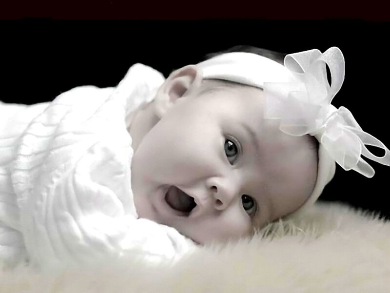 Baby with White Bow — Calm