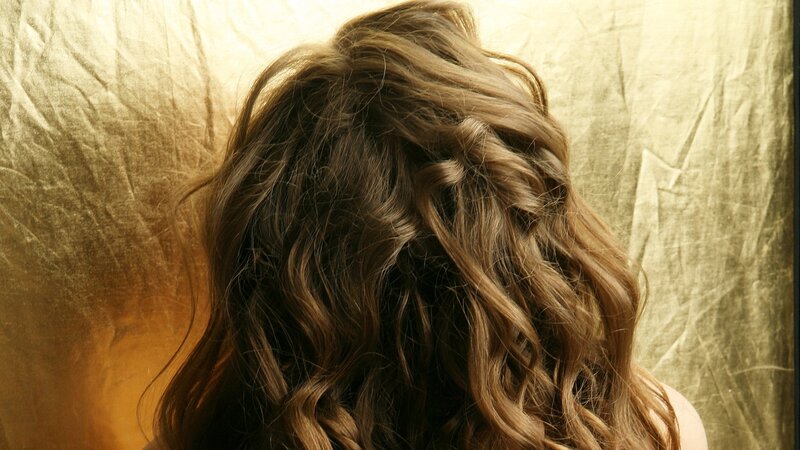 back of wavy hair