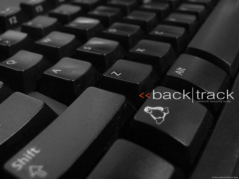 BackTrack keyboard with penguin logo