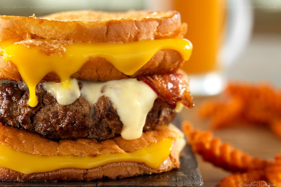 Bacon Swiss Cheeseburger Sandwich