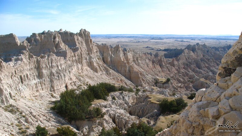 Badlands Canyon Landscape — Beige