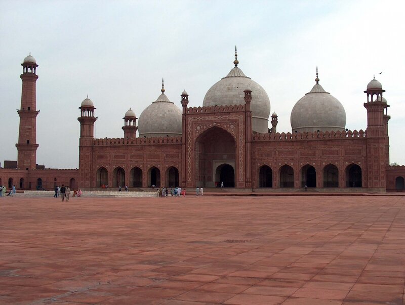 Badshahi Mosque — Red