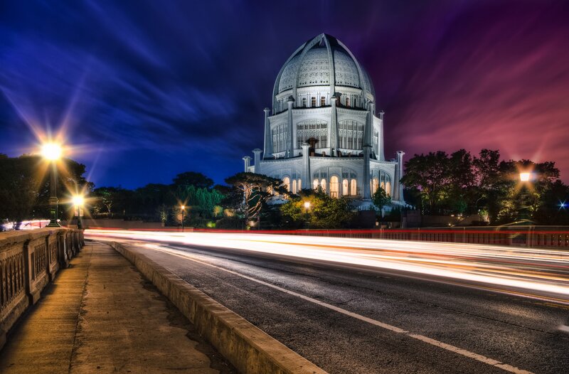 Bahá'í House of Worship at night