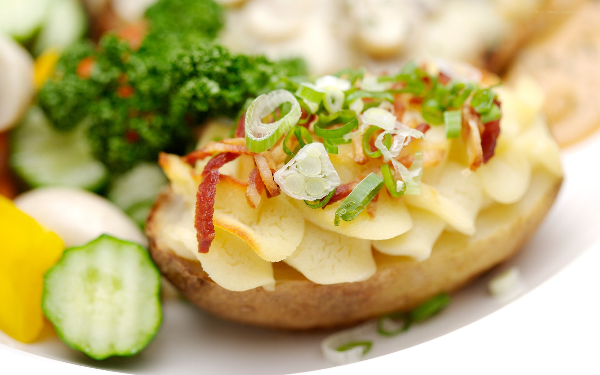 baked potato with toppings