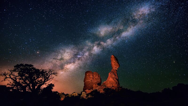 Balanced Rock at Night — Black