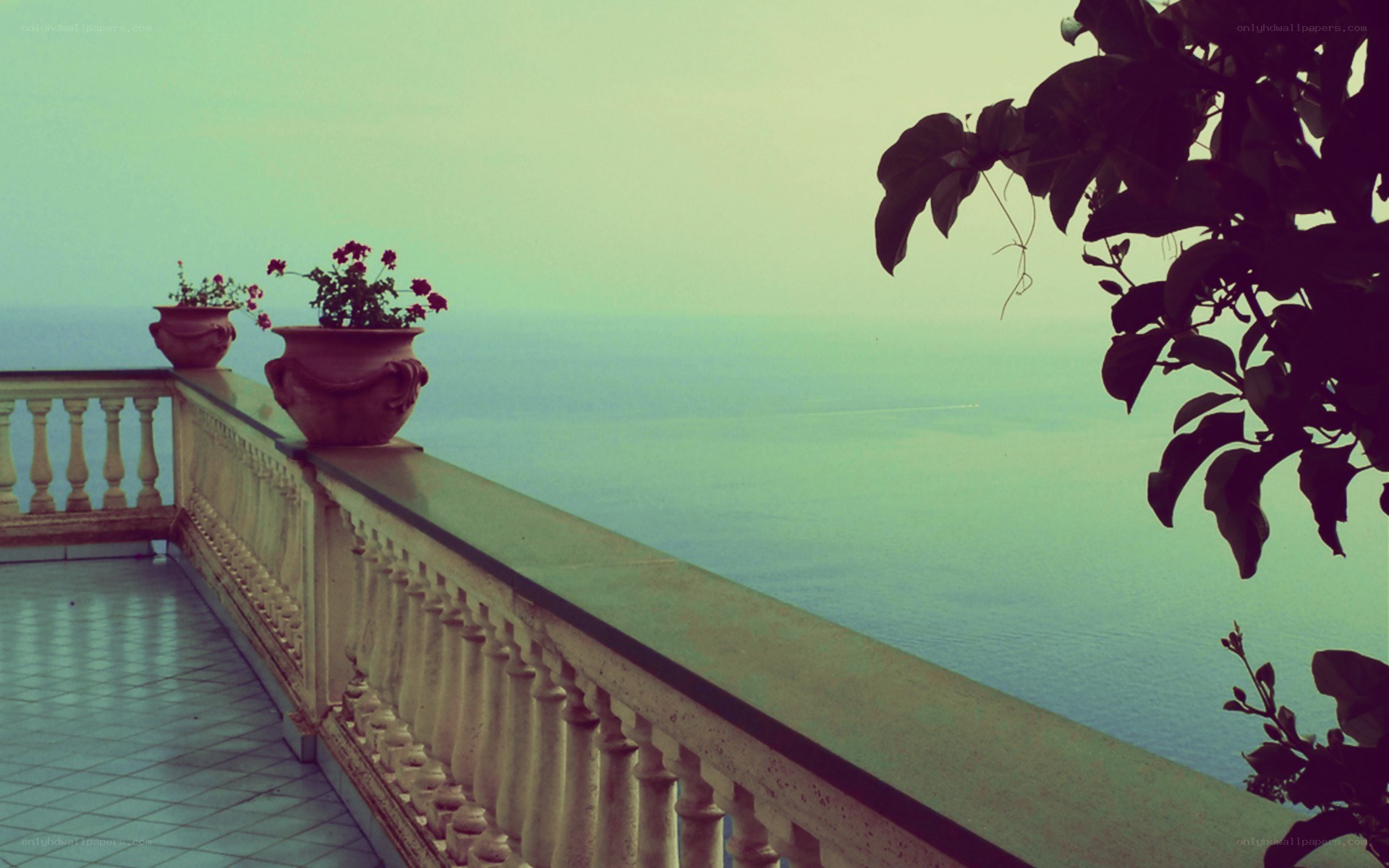 Balcony overlooking the sea