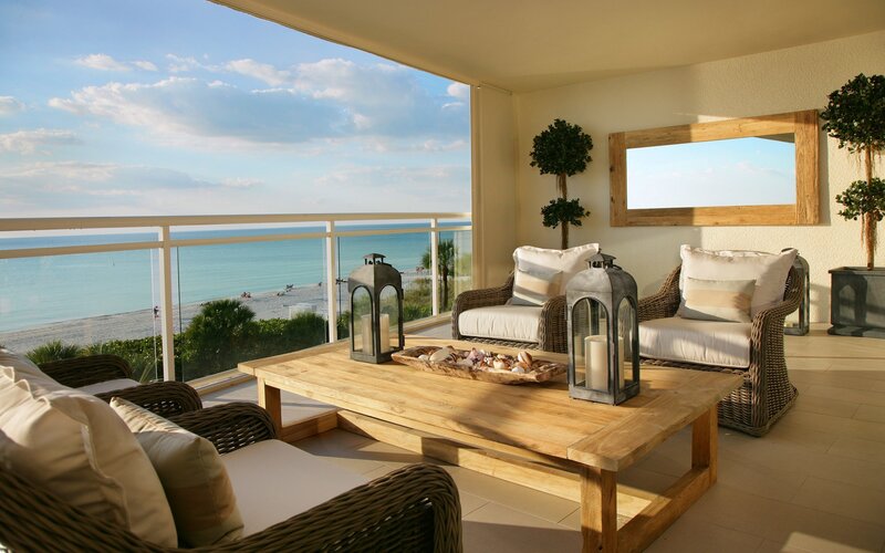 Balcony with Ocean View — Beige