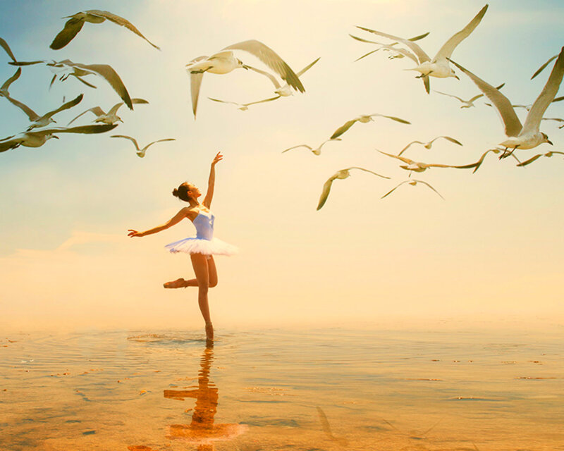 Ballerina Dancing on Beach — Blue