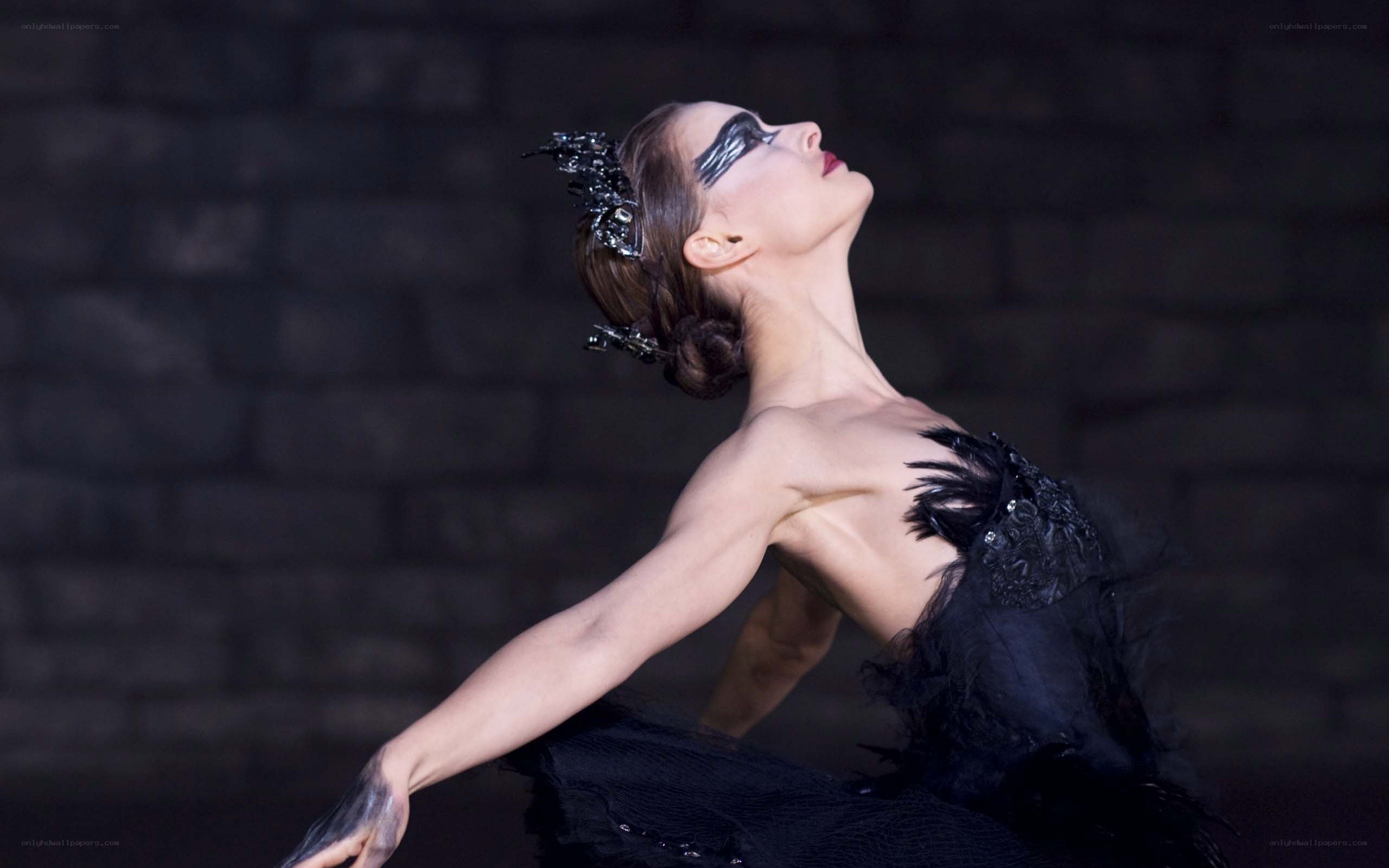 ballet dancer in black costume