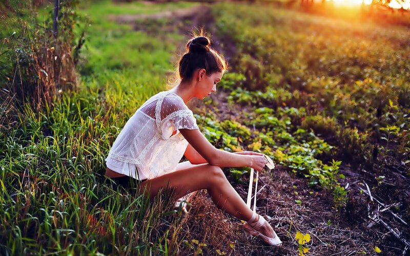 Ballet Dancer in Field — Green