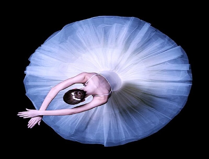 ballet dancer in motion