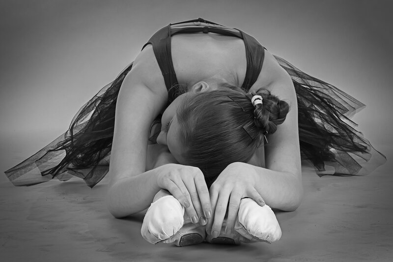 Ballet Dancer in Pose — Black, Dramatic, Photograph, Tutu, Pointe Shoes, Hair Bun