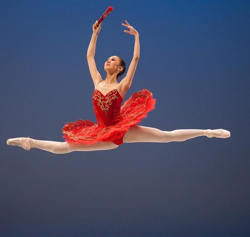 Ballet Dancer in Red Dress — Dramatic, Photograph