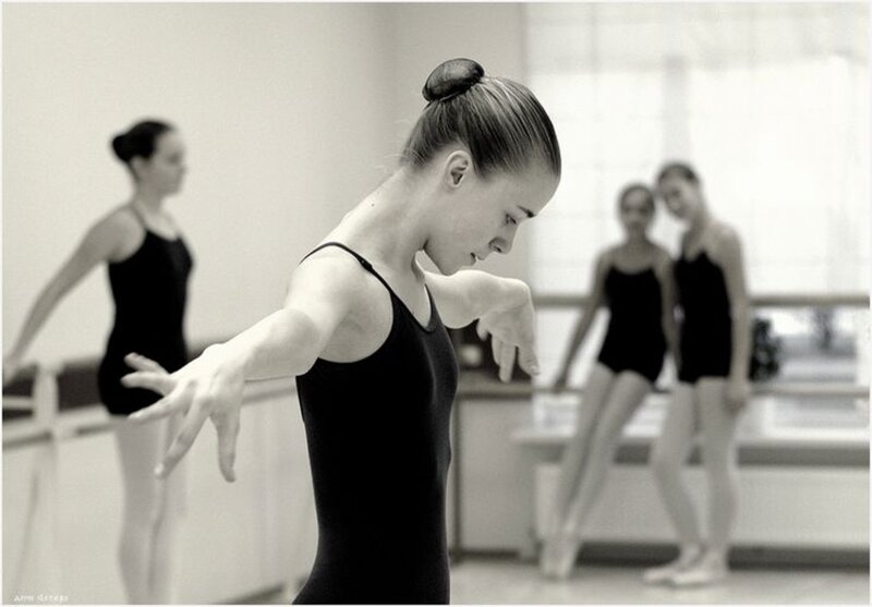 Ballet Dancer in Studio — Black, Focused