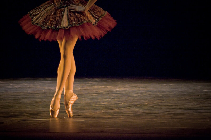 ballet dancer on pointe
