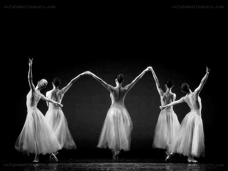 Ballet dancers in performance