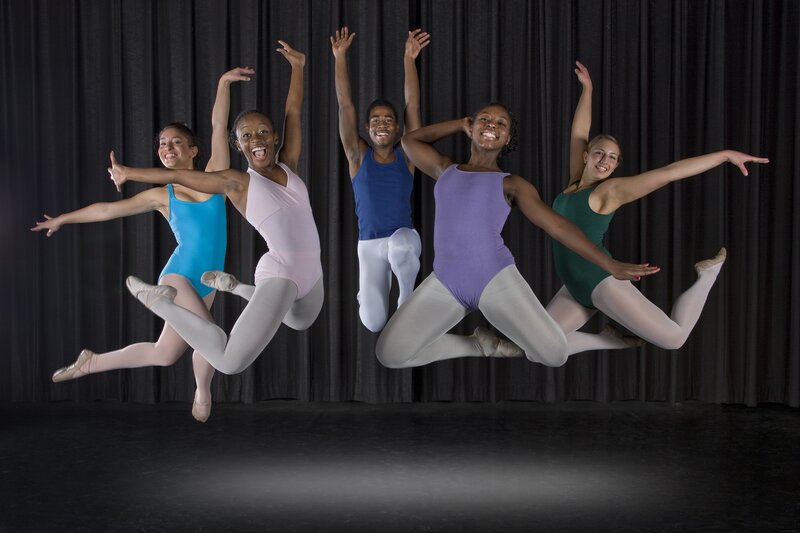 ballet dancers jumping