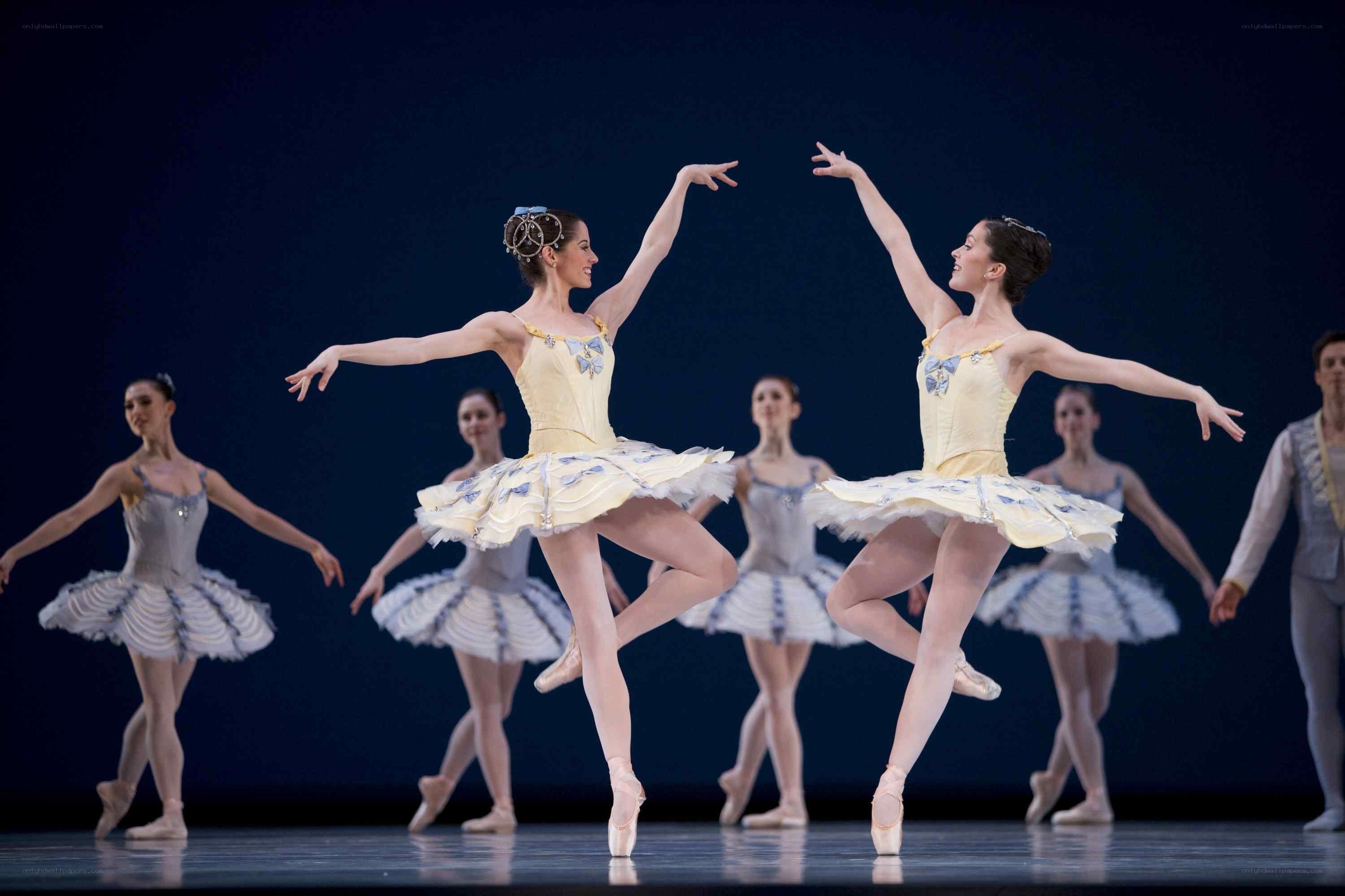 Ballet dancers on stage
