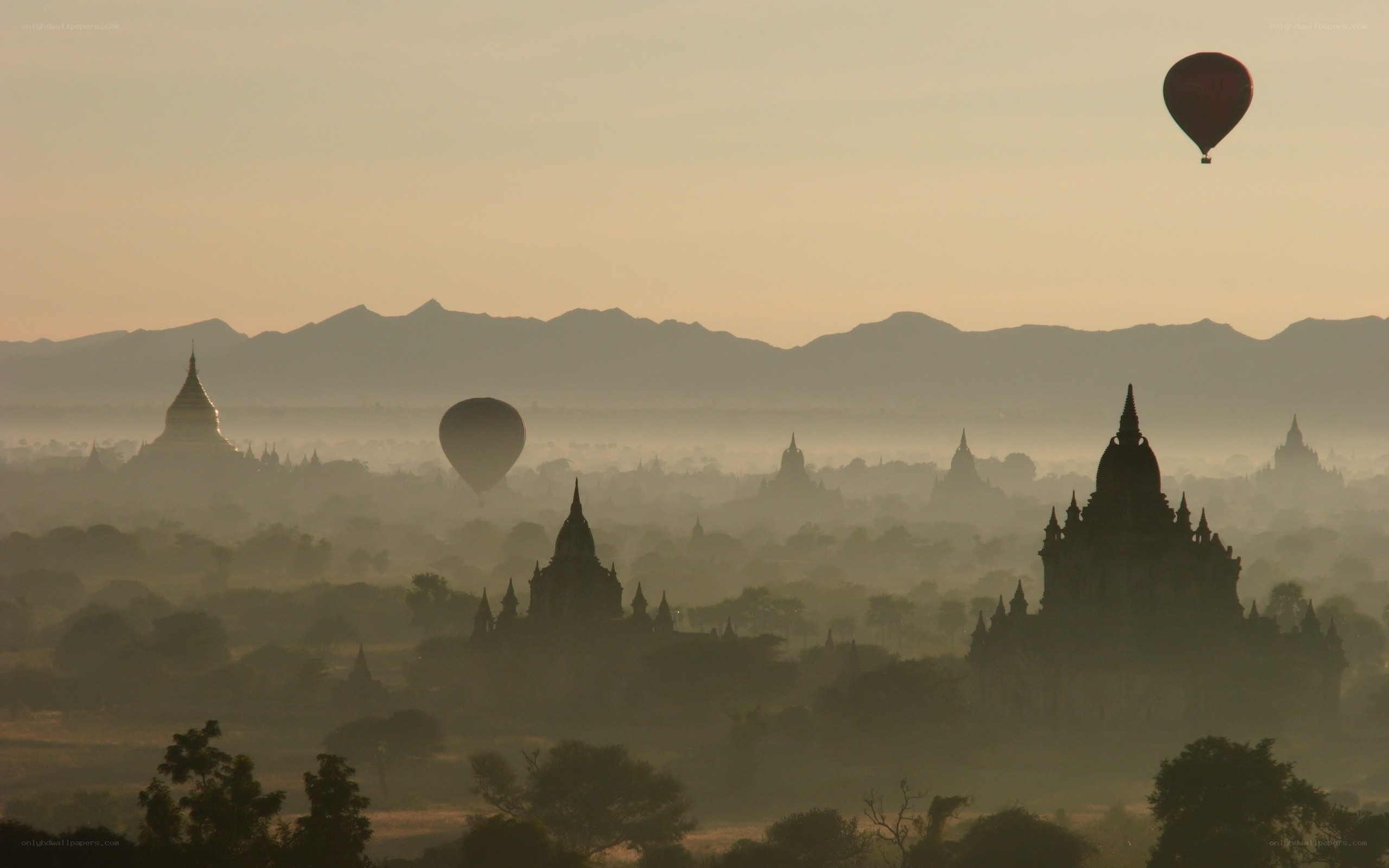 Balloons over ancient temples