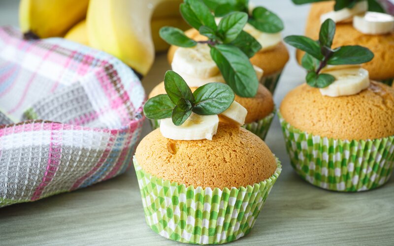 Banana Muffins with Mint