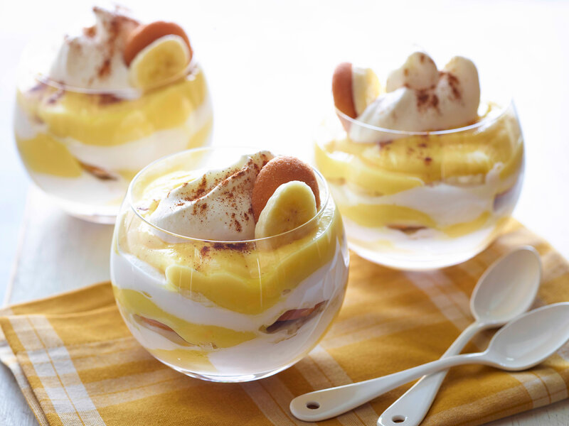 Banana pudding in glass cups