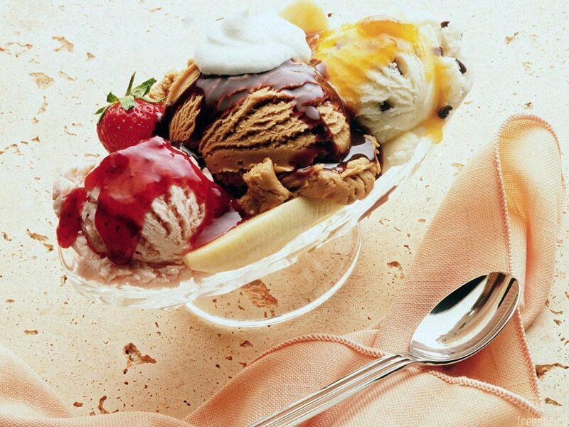 Banana Split Dessert — Beige, Appetizing, Photograph