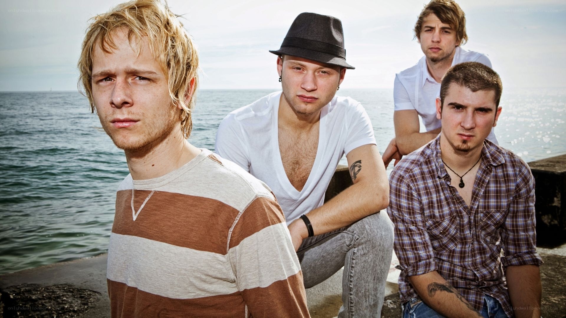 band by the sea