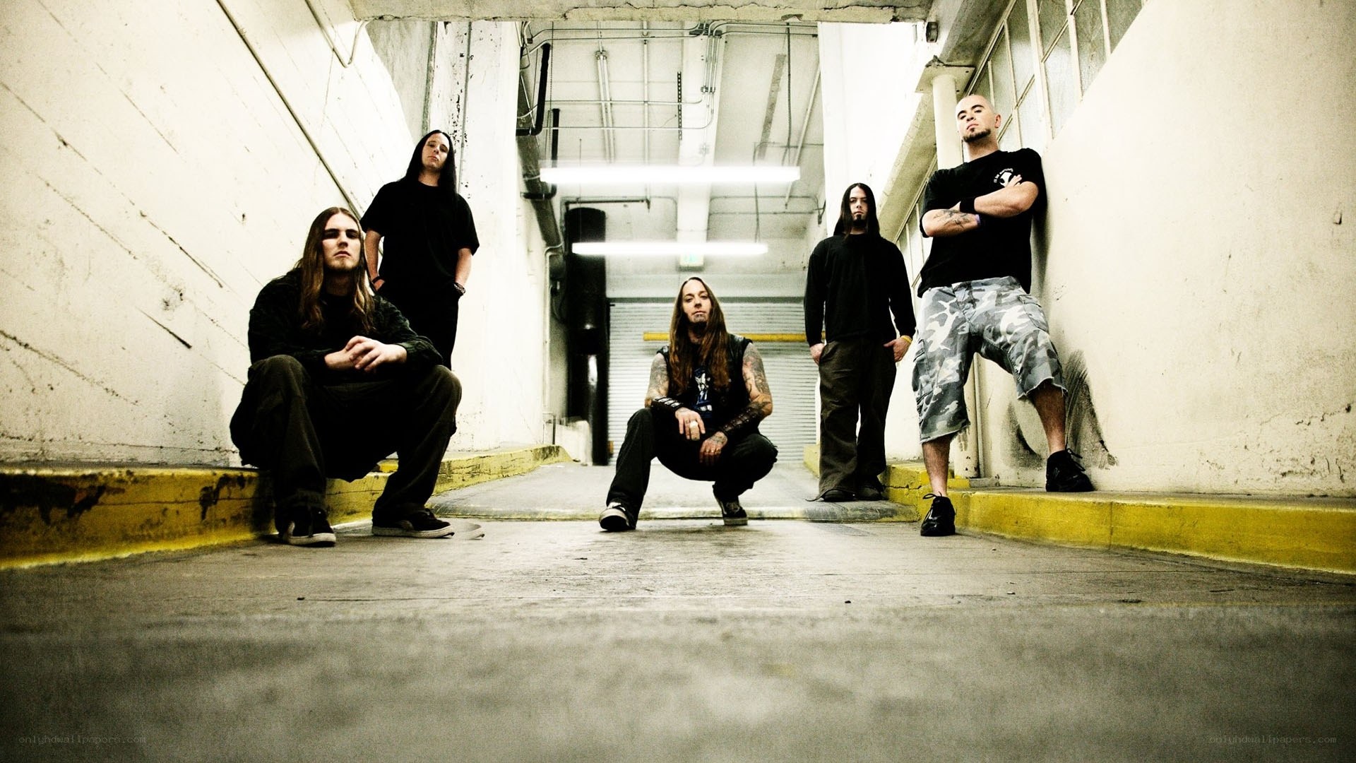band in industrial corridor