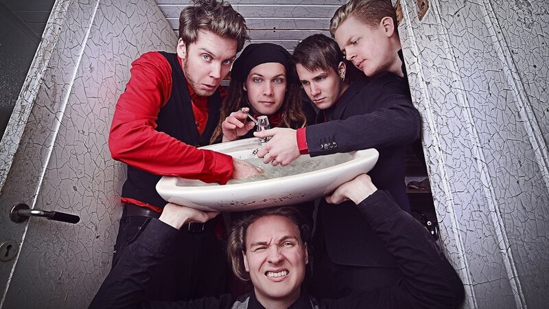 band members in a sink