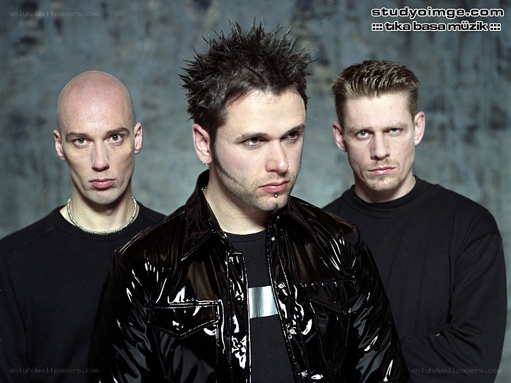 band members in black