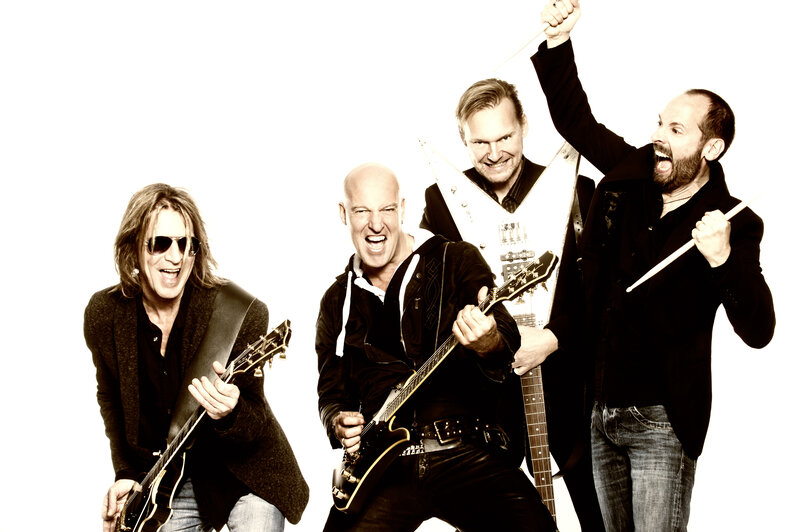 Band of Four Musicians — Black